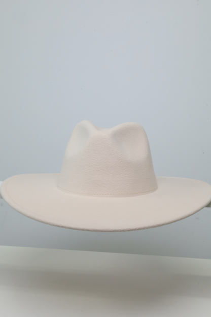 Felt Fedora - Pinch Narrow Crown - Ivory