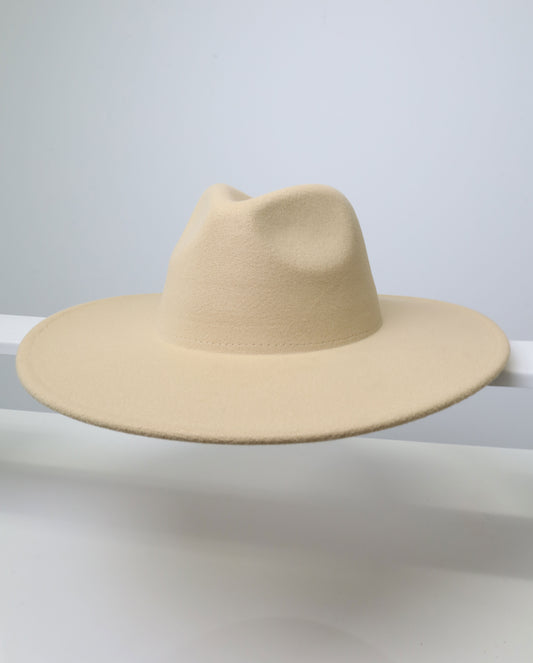 Felt Fedora - Pinch Narrow Crown - Cream